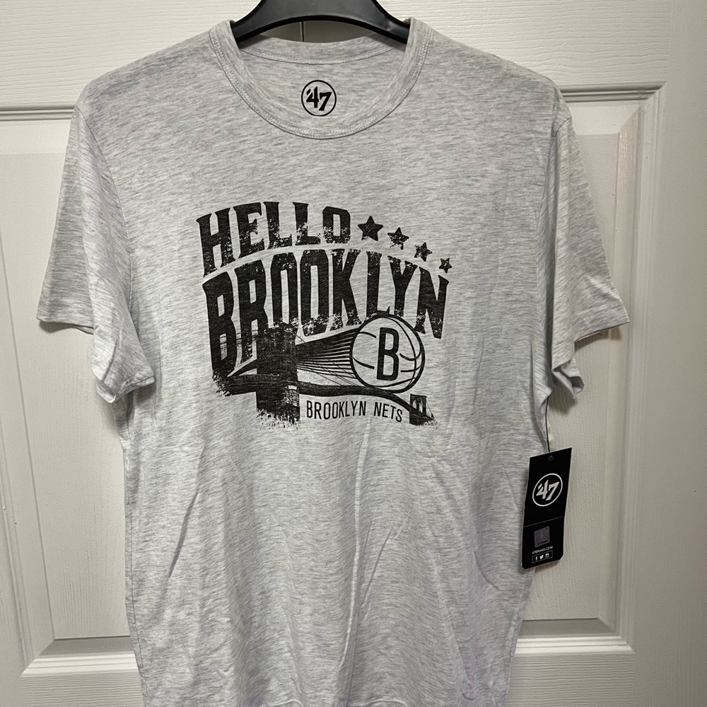 ‘47 Brand Men’s Light Gray Soft Brooklyn Nets Basketball NBA Tee | Size LG
